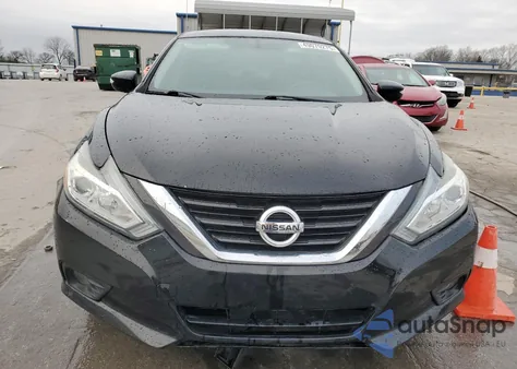 2018 Nissan Altima 2.5 z USA, uszkodzony, nr VIN 1N4AL3AP6JC133778